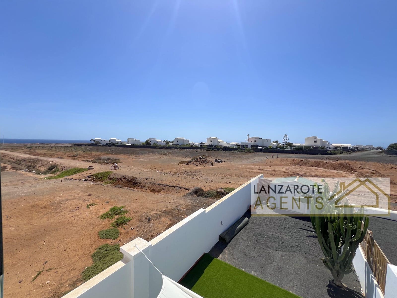 Adosado de 2 habitaciones en Playa Blanca en venta - 315.000 € (Ref: 10080145)