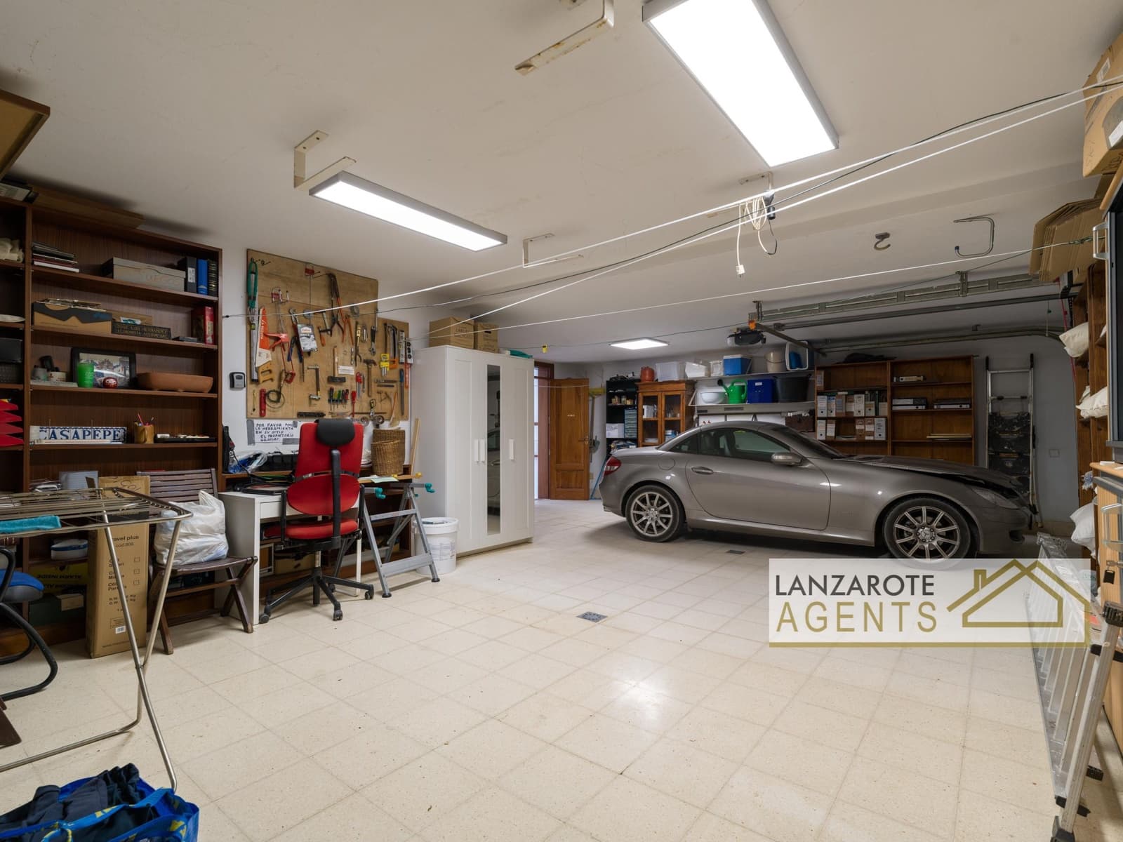 6 slaapkamer Villa te koop in Playa del Cable met zwembad garage - € 1.045.000 (Ref: 10093945)