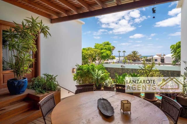 Chalet de 6 habitaciones en Playa del Cable, Arrecife en venta con piscina garaje - 1.045.000 € (Ref: 10093945)