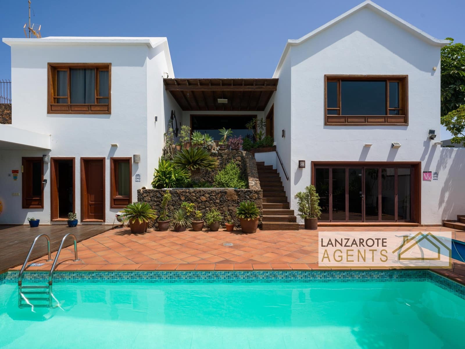 6 slaapkamer Villa te koop in Playa del Cable met zwembad garage - € 1.045.000 (Ref: 10093945)