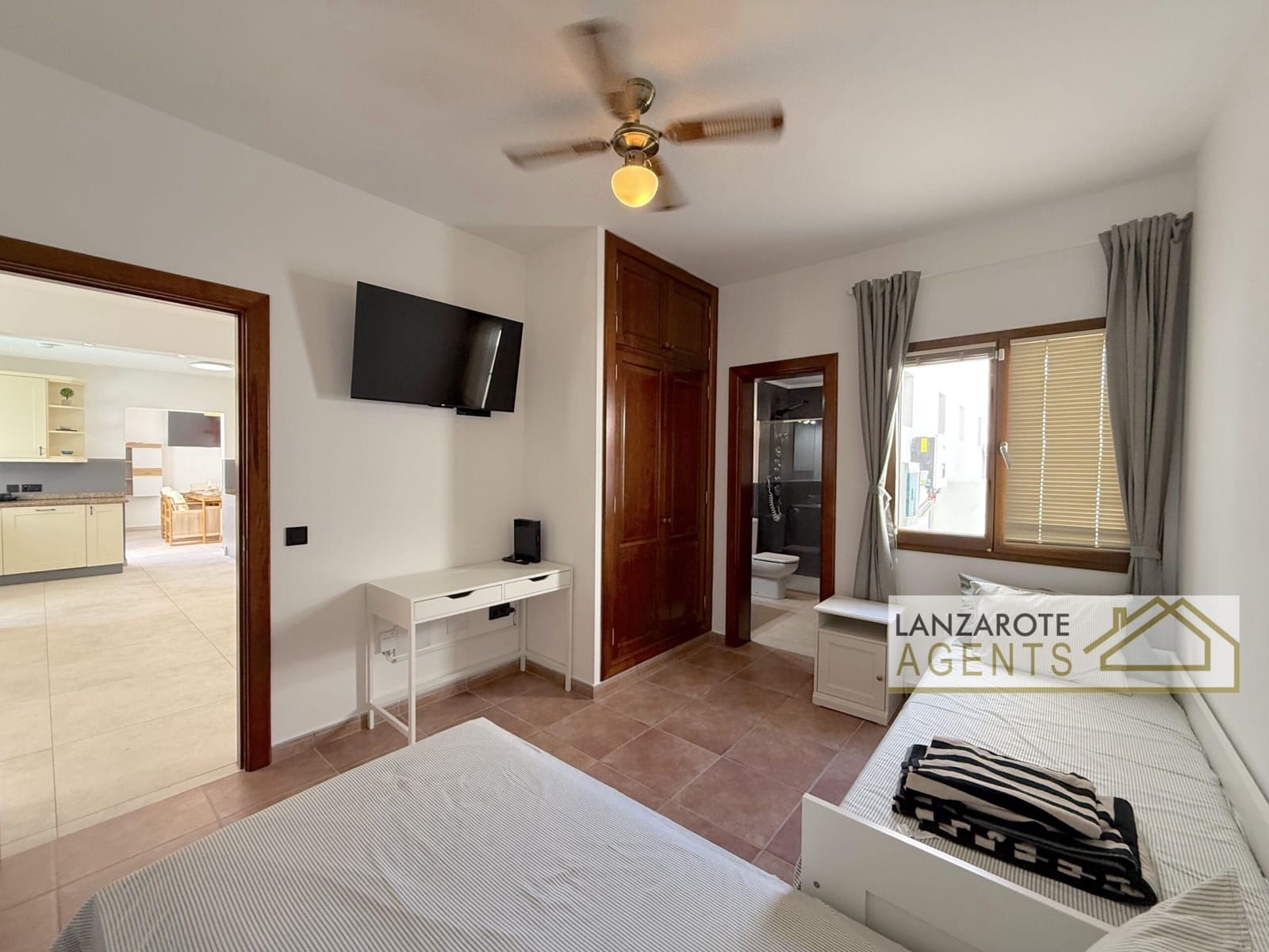 4 quarto Moradia para venda em Playa Blanca com piscina garagem - 699 000 € (Ref: 10145339)