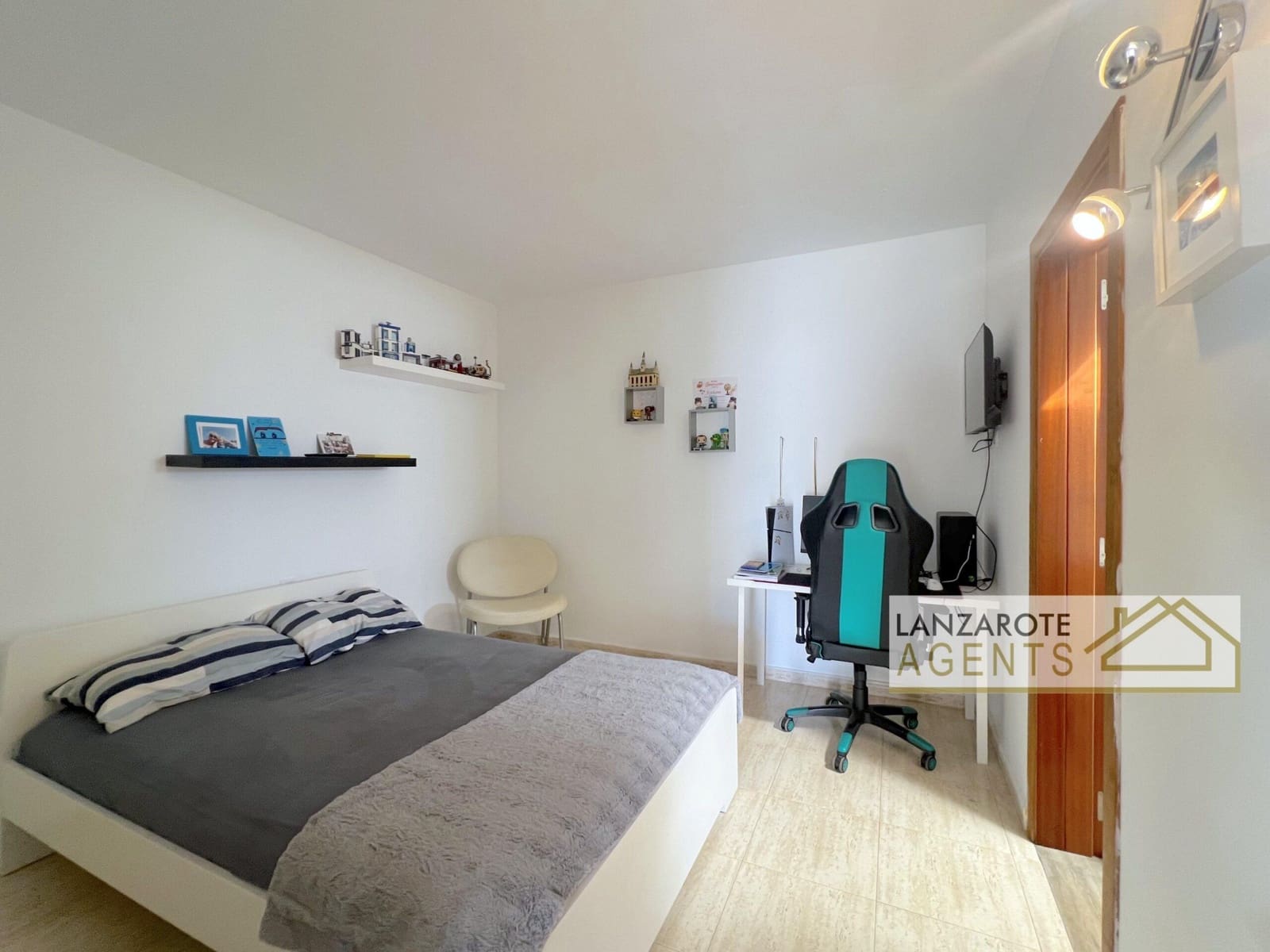 4 sypialnia Dom blizniak na sprzedaż w Playa Blanca z basenem - 625 000 € (Ref: 10148140)