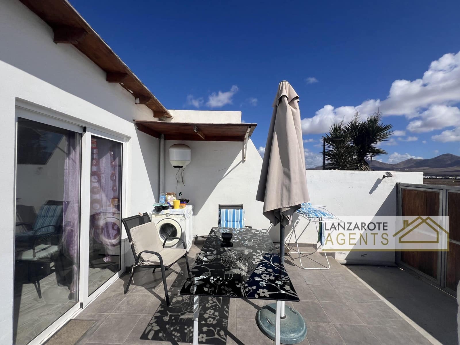 4 sypialnia Dom blizniak na sprzedaż w Playa Blanca z basenem - 625 000 € (Ref: 10148140)