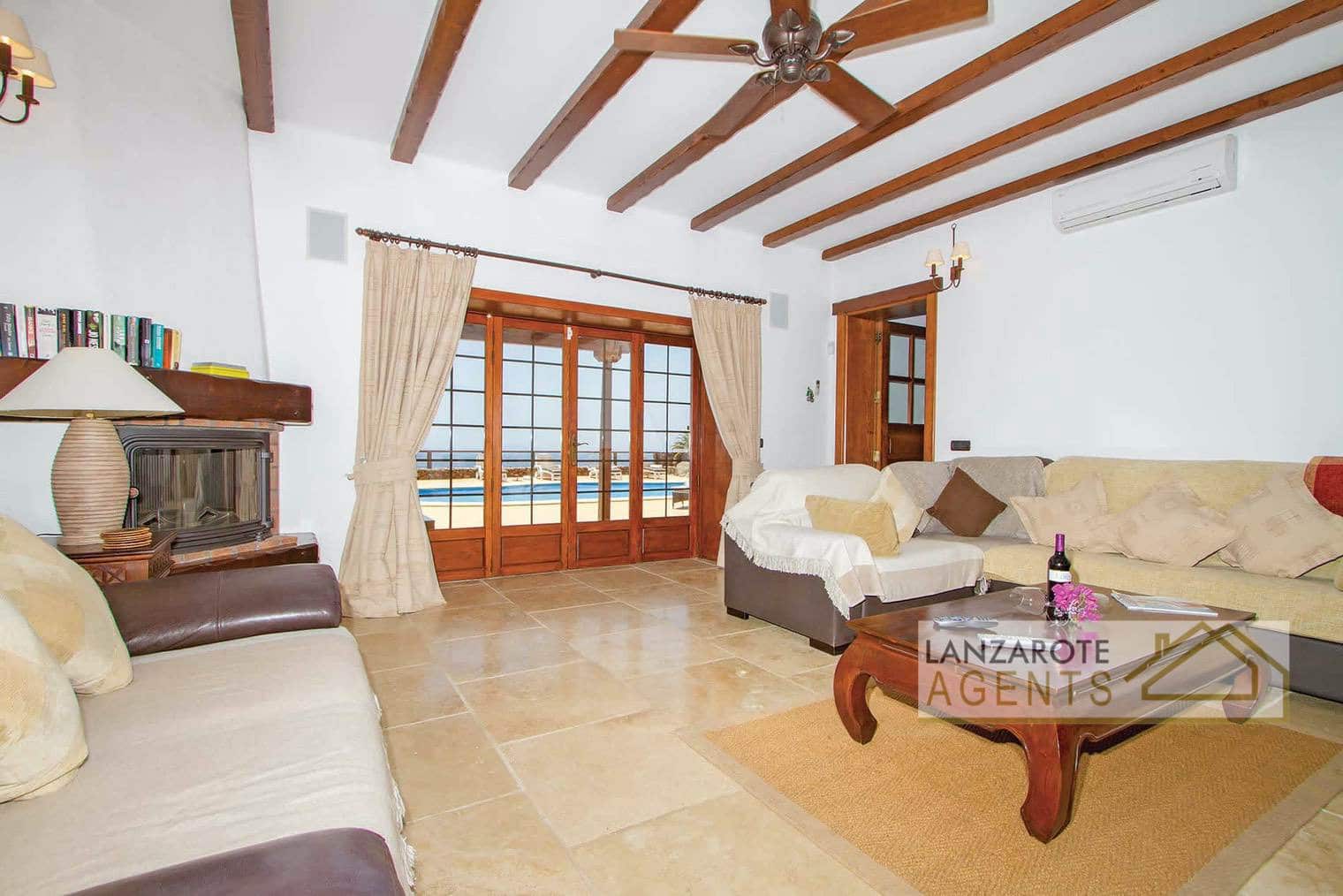 5 Zimmer Villa zu verkaufen in Playa Blanca mit Pool - 1.480.000 € (Ref: 5548606)