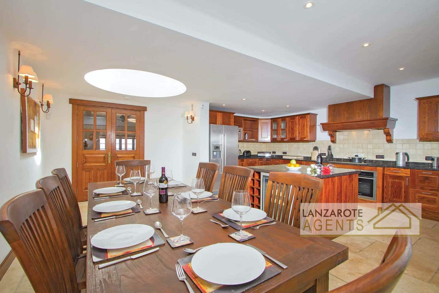 5 Zimmer Villa zu verkaufen in Playa Blanca mit Pool - 1.480.000 € (Ref: 5548606)