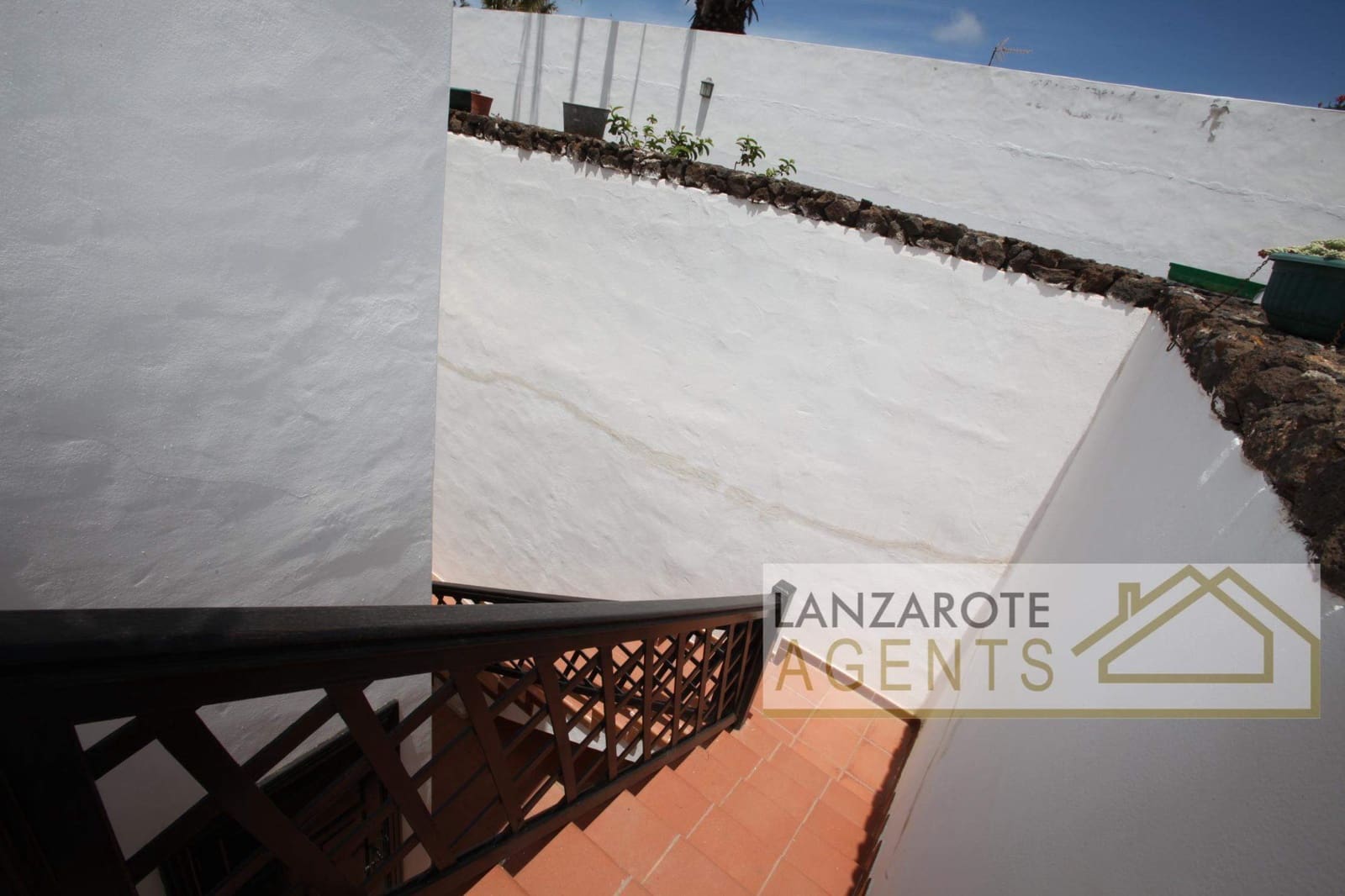 5 makuuhuone Huvila myytävänä paikassa Playa Blanca mukana uima-altaan - 897 000 € (Ref: 5548653)