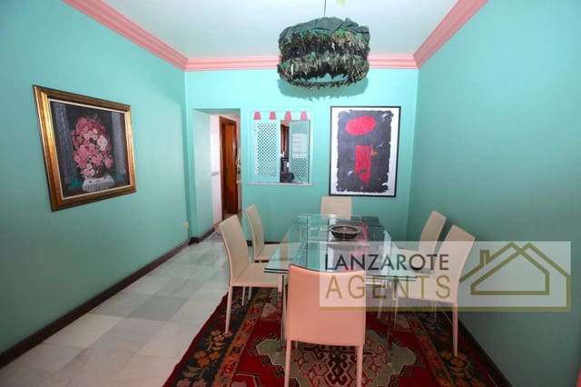 5 slaapkamer Villa te koop in Playa Blanca, Yaiza met zwembad - € 897.000 (Ref: 5548653)