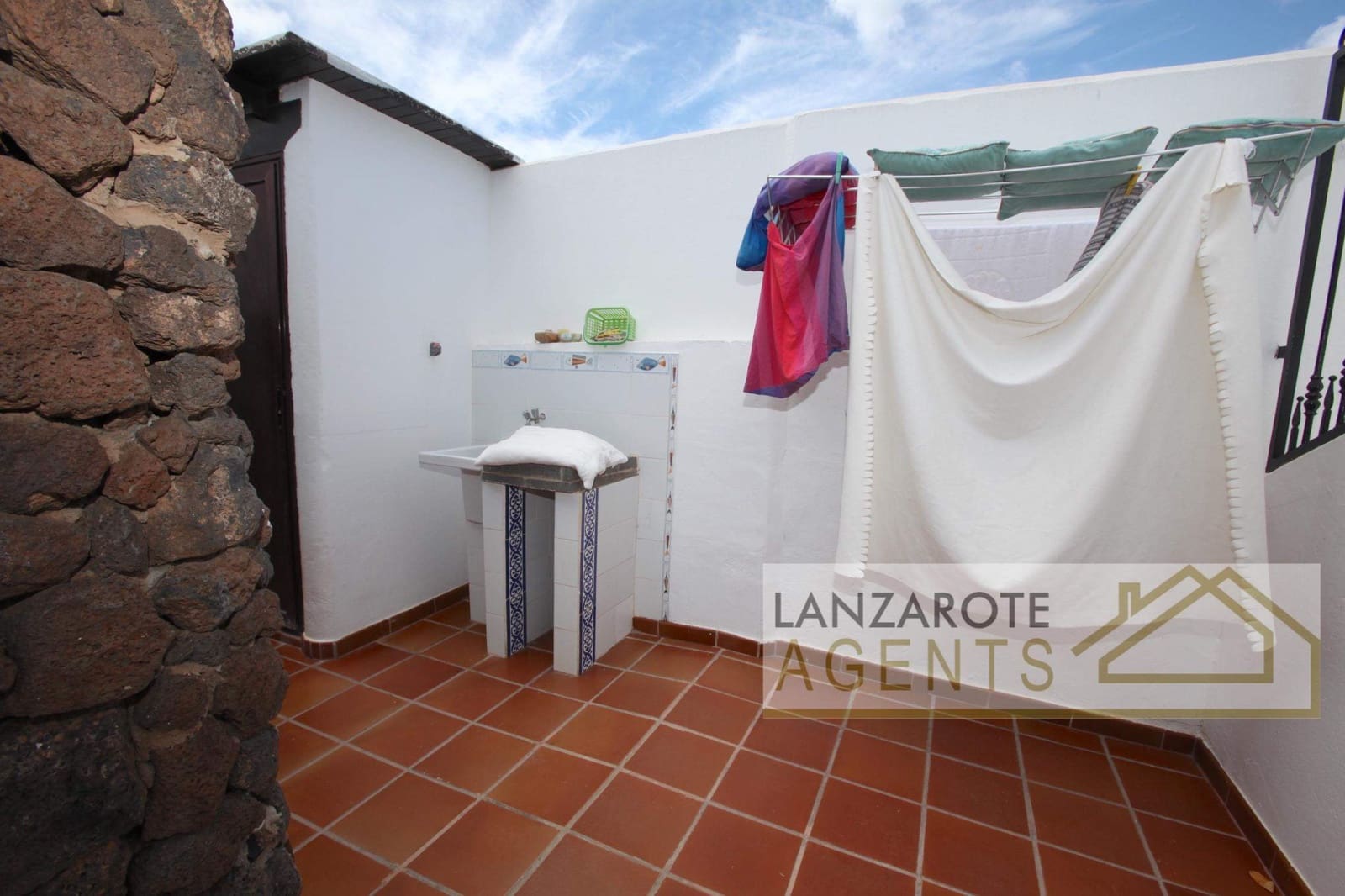 5 makuuhuone Huvila myytävänä paikassa Playa Blanca mukana uima-altaan - 897 000 € (Ref: 5548653)