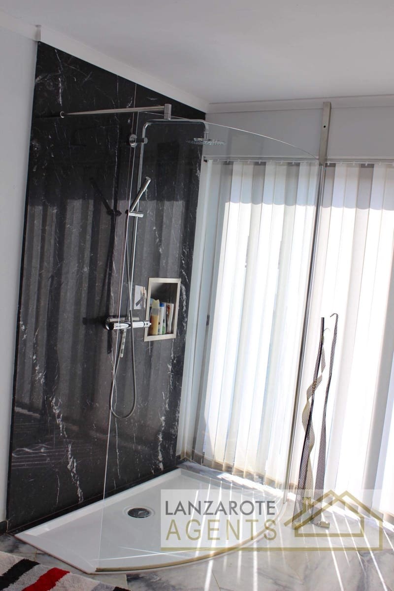 5 soveværelse Villa til salg i Las Brenas - € 1.299.000 (Ref: 5548657)