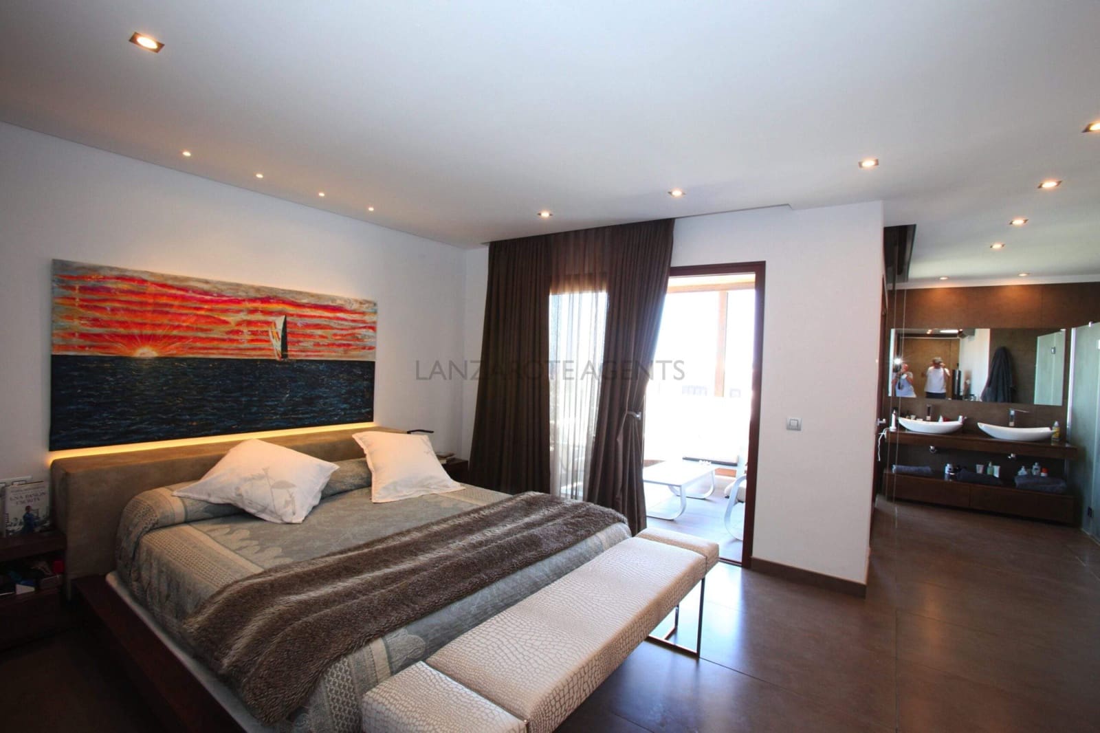 5 soverom Villa til salgs i Playa Blanca med garasje - € 2 200 000 (Ref: 6202982)