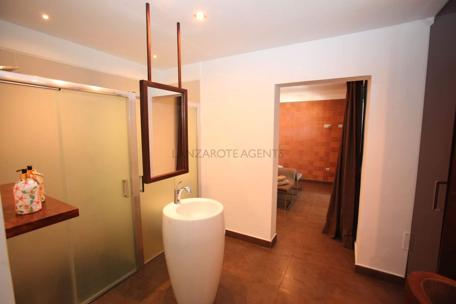 5 soverom Villa til salgs i Playa Blanca med garasje - € 2 200 000 (Ref: 6202982)