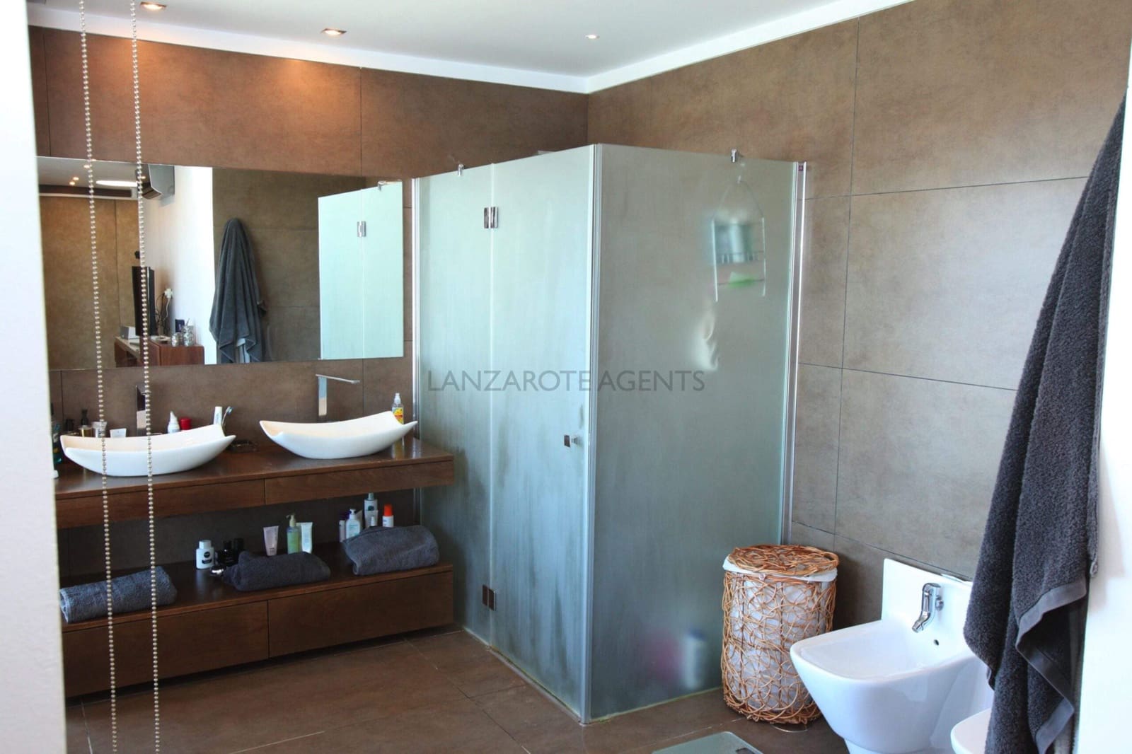 5 soverom Villa til salgs i Playa Blanca med garasje - € 2 200 000 (Ref: 6202982)