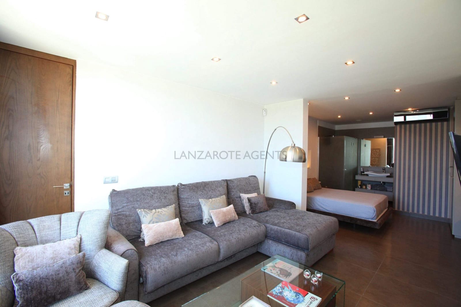 5 soverom Villa til salgs i Playa Blanca med garasje - € 2 200 000 (Ref: 6202982)