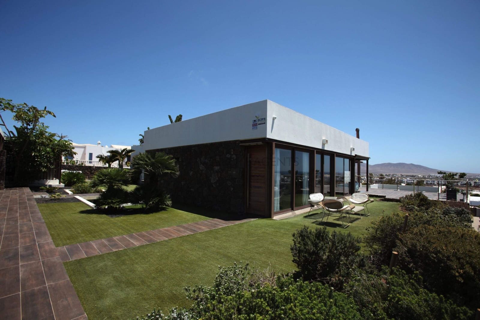 5 soverom Villa til salgs i Playa Blanca med garasje - € 2 200 000 (Ref: 6202982)