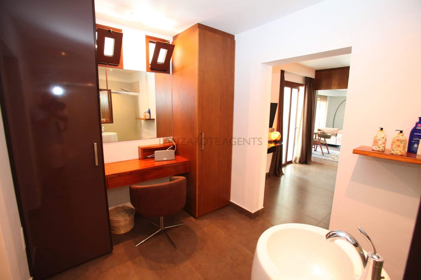 5 soverom Villa til salgs i Playa Blanca med garasje - € 2 200 000 (Ref: 6202982)