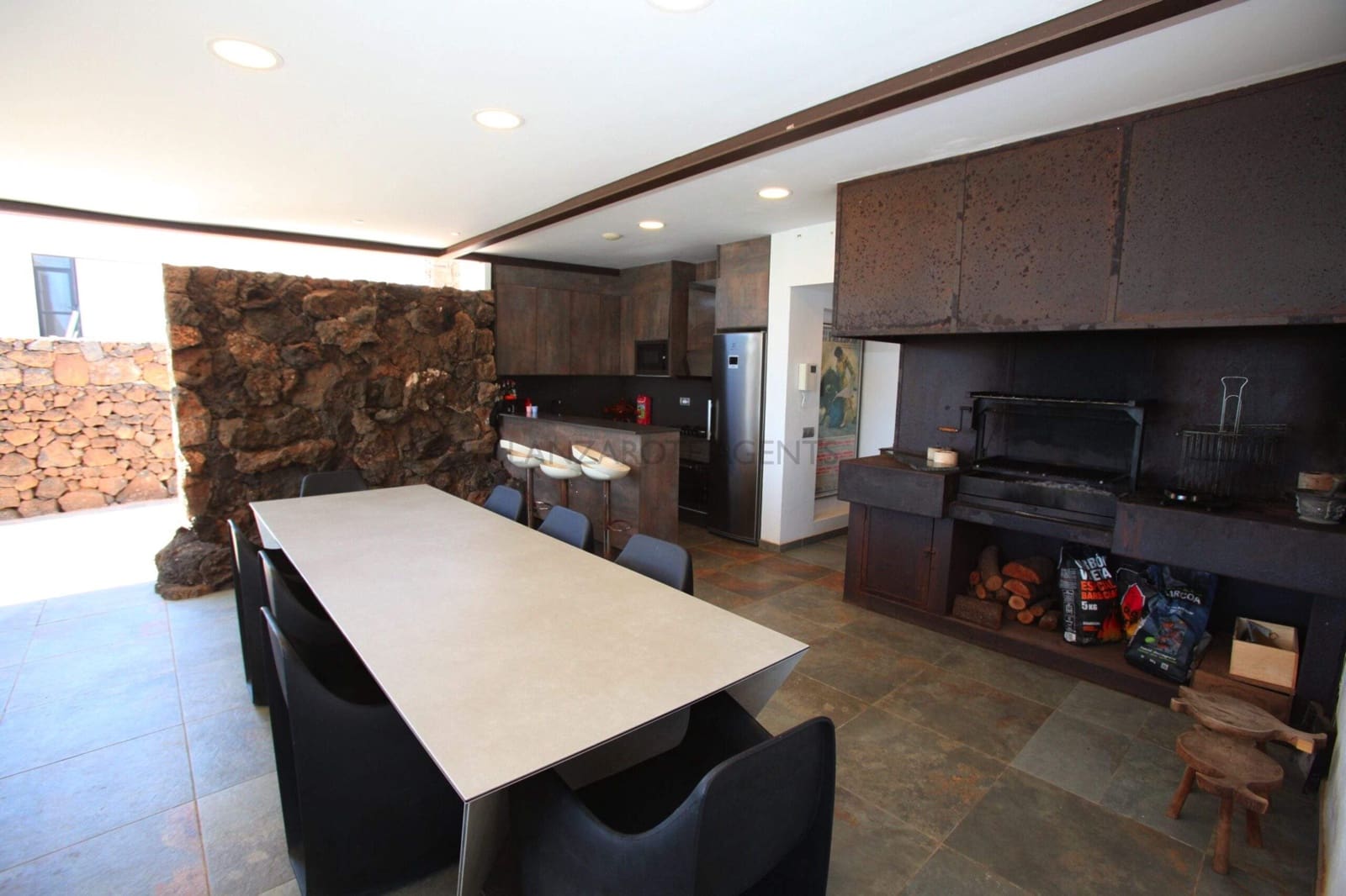 5 soverom Villa til salgs i Playa Blanca med garasje - € 2 200 000 (Ref: 6202982)