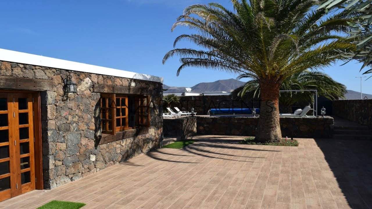 4 soverom Villa til salgs i Playa Blanca med svømmebasseng - € 1 690 000 (Ref: 6618457)