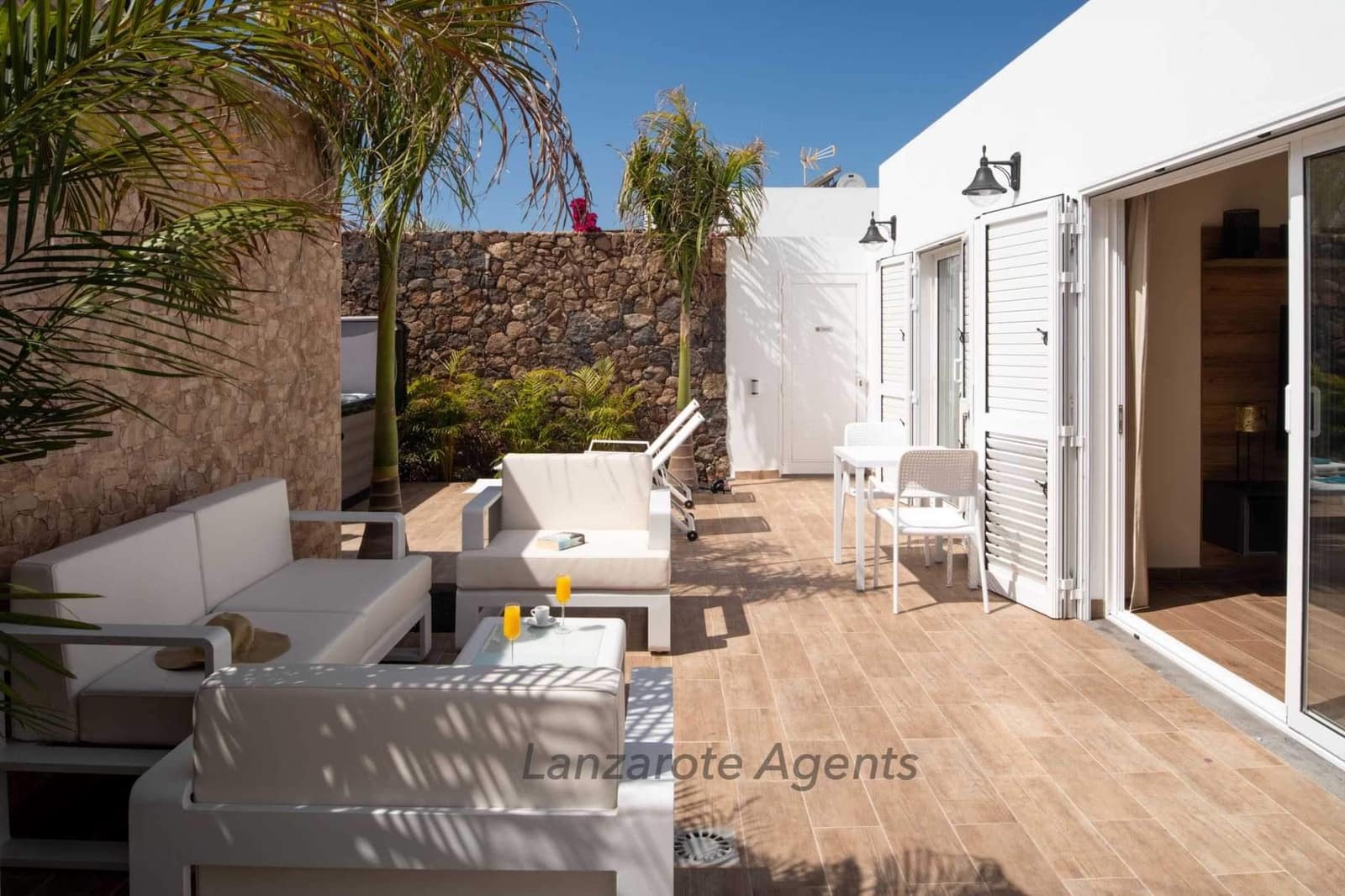 4 soverom Villa til salgs i Playa Blanca med svømmebasseng - € 1 690 000 (Ref: 6618457)