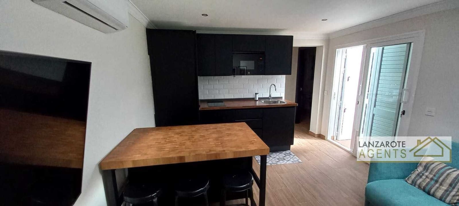 4 soverom Villa til salgs i Playa Blanca med svømmebasseng garasje - € 1 690 000 (Ref: 6618457)