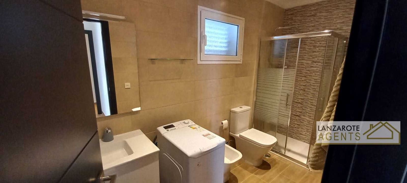 4 soverom Villa til salgs i Playa Blanca med svømmebasseng garasje - € 1 690 000 (Ref: 6618457)