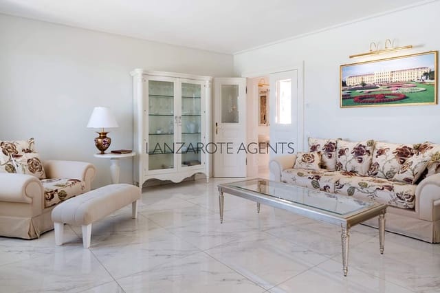 4 soveværelse Villa til salg i Puerto Calero, Yaiza - € 2.400.000 (Ref: 6651853)