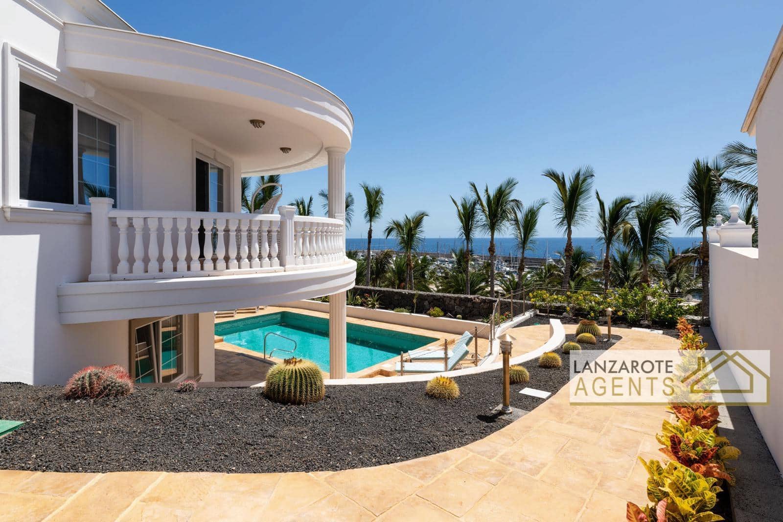 4 soverom Villa til salgs i Puerto Calero med svømmebasseng garasje - € 2 400 000 (Ref: 6651853)