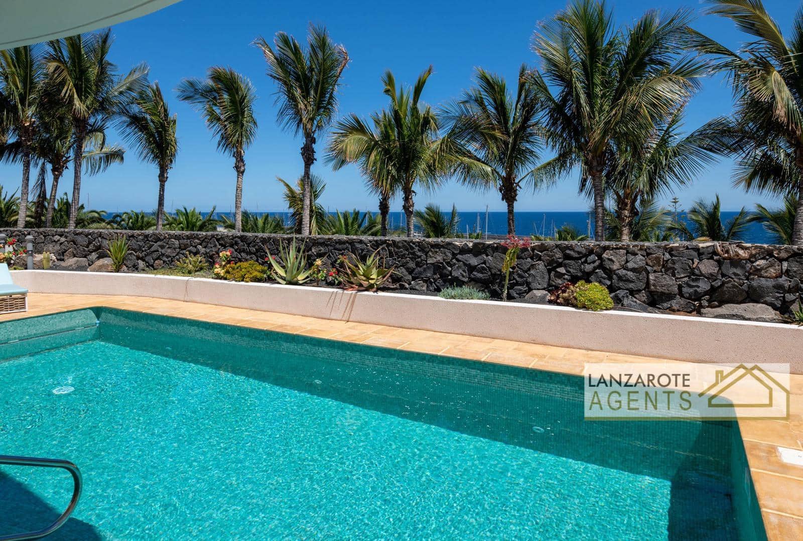 4 soverom Villa til salgs i Puerto Calero med svømmebasseng garasje - € 2 400 000 (Ref: 6651853)