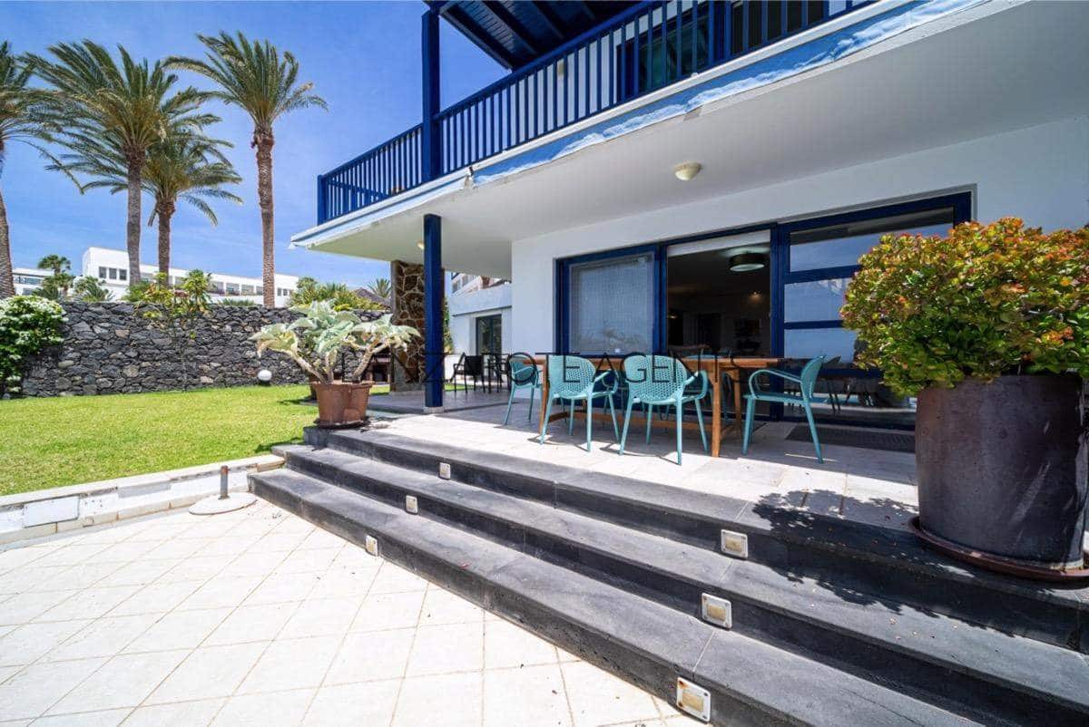 4 Zimmer Villa zu verkaufen in Puerto Calero mit Pool Garage - 1.470.000 € (Ref: 6991649)