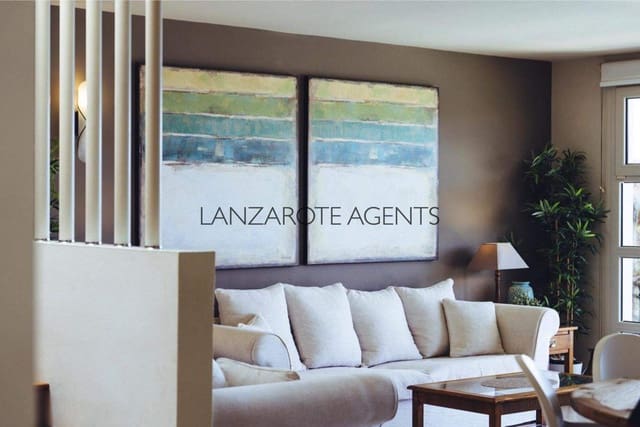 4 quarto Moradia para venda em Puerto Calero, Yaiza com piscina garagem - 1 470 000 € (Ref: 6991649)