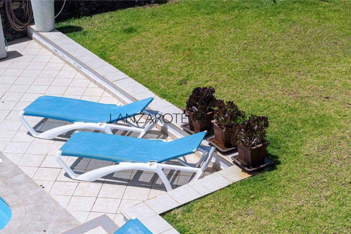 4 slaapkamer Villa te koop in Puerto Calero met zwembad garage - € 1.470.000 (Ref: 6991649)