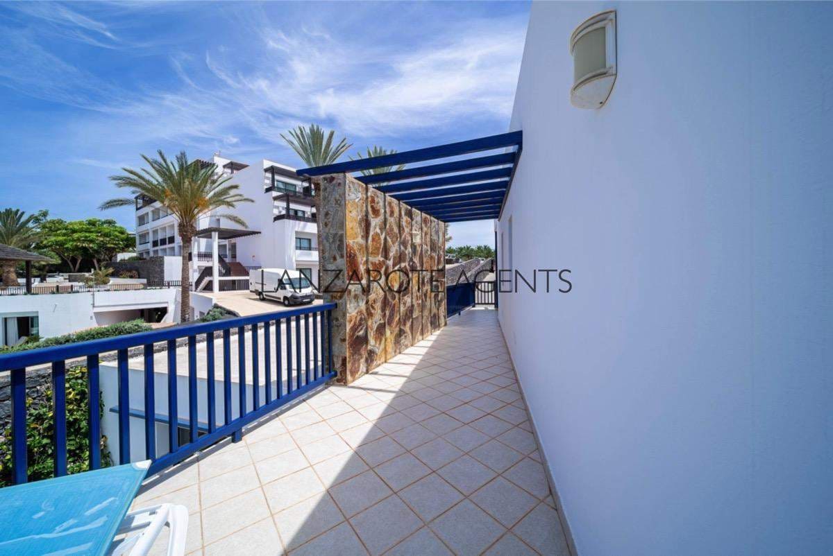 4 slaapkamer Villa te koop in Puerto Calero met zwembad garage - € 1.470.000 (Ref: 6991649)