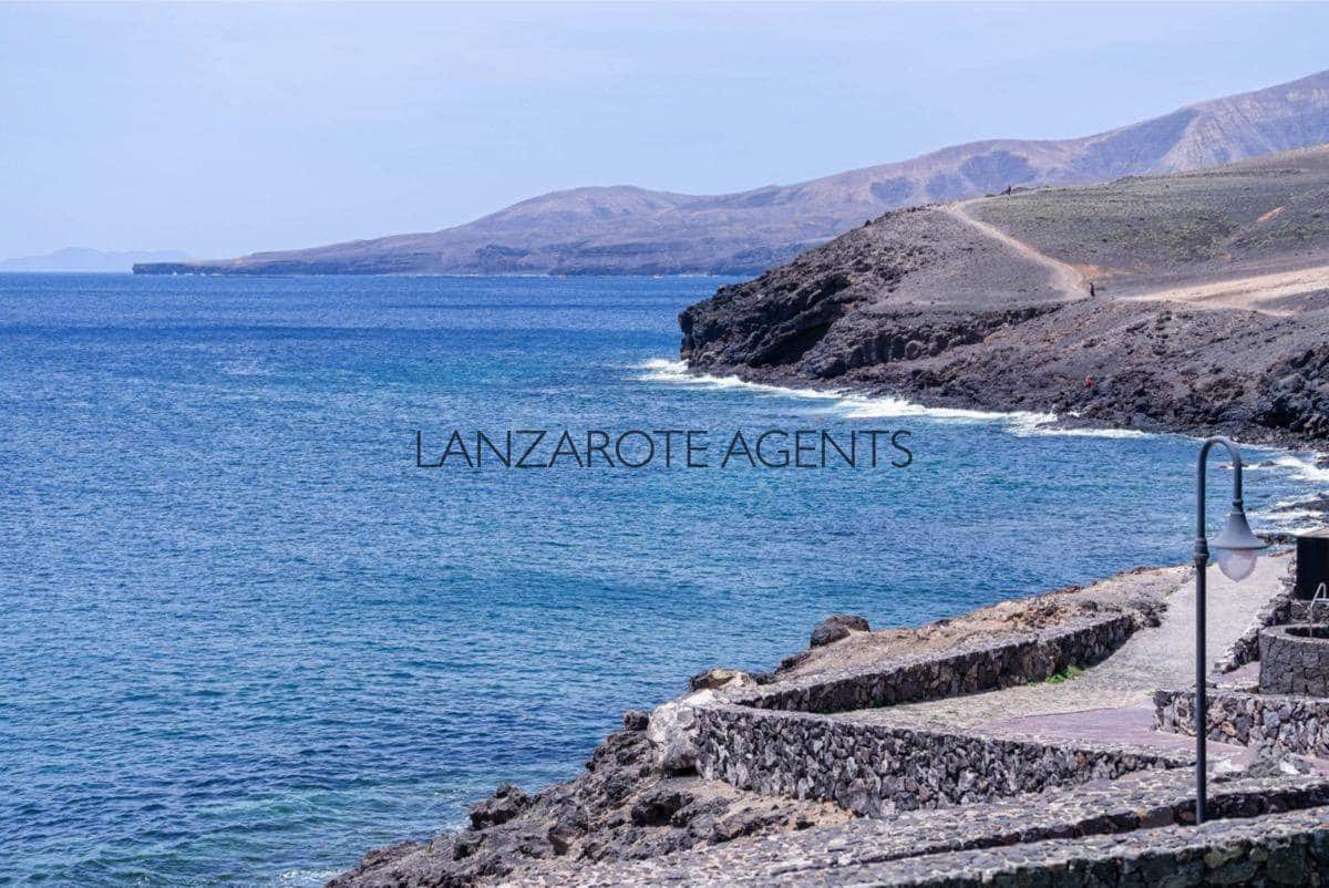 4 slaapkamer Villa te koop in Puerto Calero met zwembad garage - € 1.470.000 (Ref: 6991649)