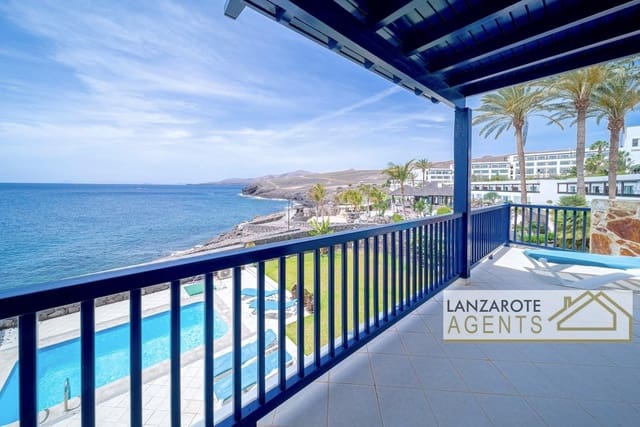 4 sovrum Villa till salu i Puerto Calero, Yaiza med pool garage - 1 470 000 € (Ref: 6991649)