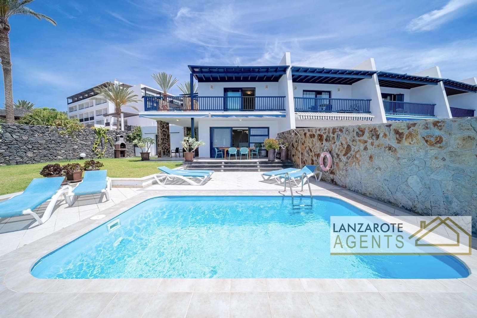 4 sovrum Villa till salu i Puerto Calero med pool garage - 1 470 000 € (Ref: 6991649)