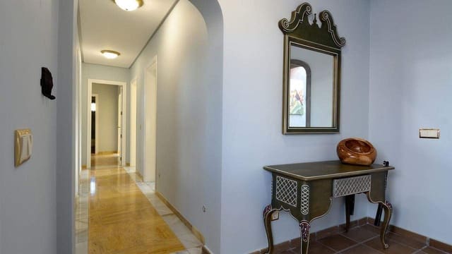 3 soveværelse Villa til salg i Playa Blanca, Yaiza med swimmingpool - € 799.000 (Ref: 7769762)