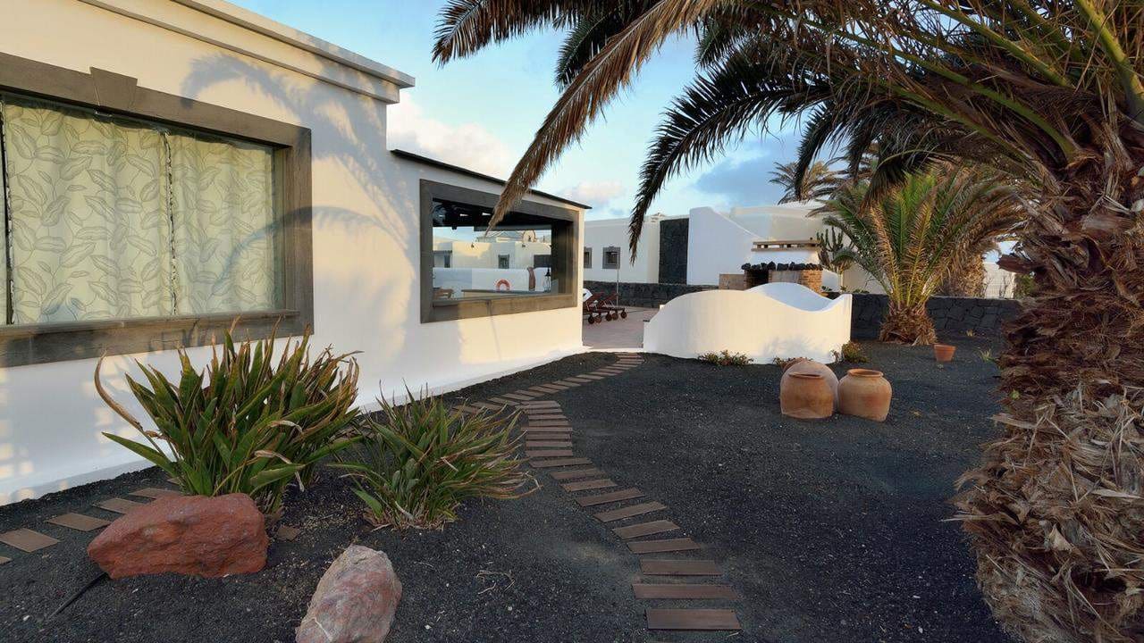 3 soverom Villa til salgs i Playa Blanca med svømmebasseng - € 799 000 (Ref: 7769762)