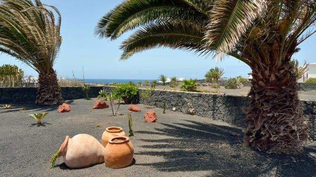 3 soverom Villa til salgs i Playa Blanca med svømmebasseng - € 799 000 (Ref: 7769762)