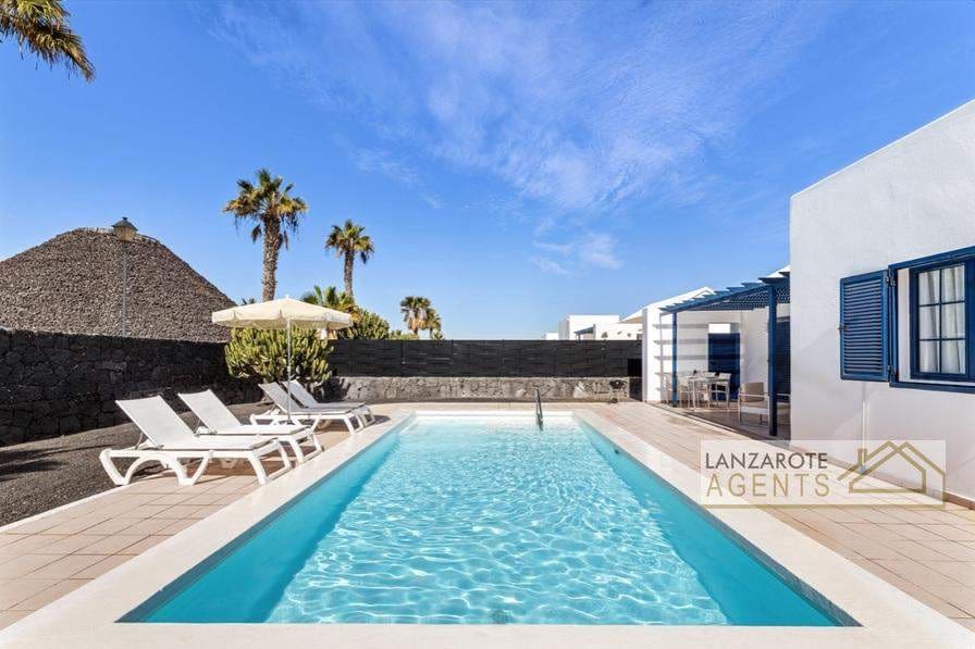 2 soverom Villa til salgs i Playa Blanca - € 598 500 (Ref: 7769767)