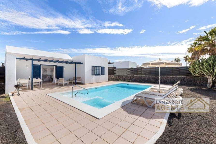 2 soveværelse Villa til salg i Playa Blanca - € 598.500 (Ref: 7769767)