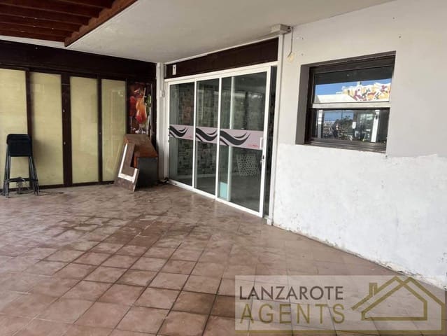 Commercial for sale in Playa Blanca, Yaiza - € 236,000 (Ref: 7844422)