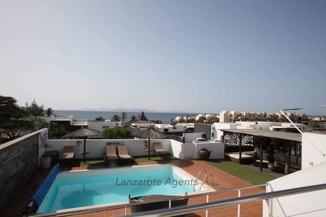 4 soveværelse Villa til salg i Playa Blanca, Yaiza - € 799.000 (Ref: 7867085)