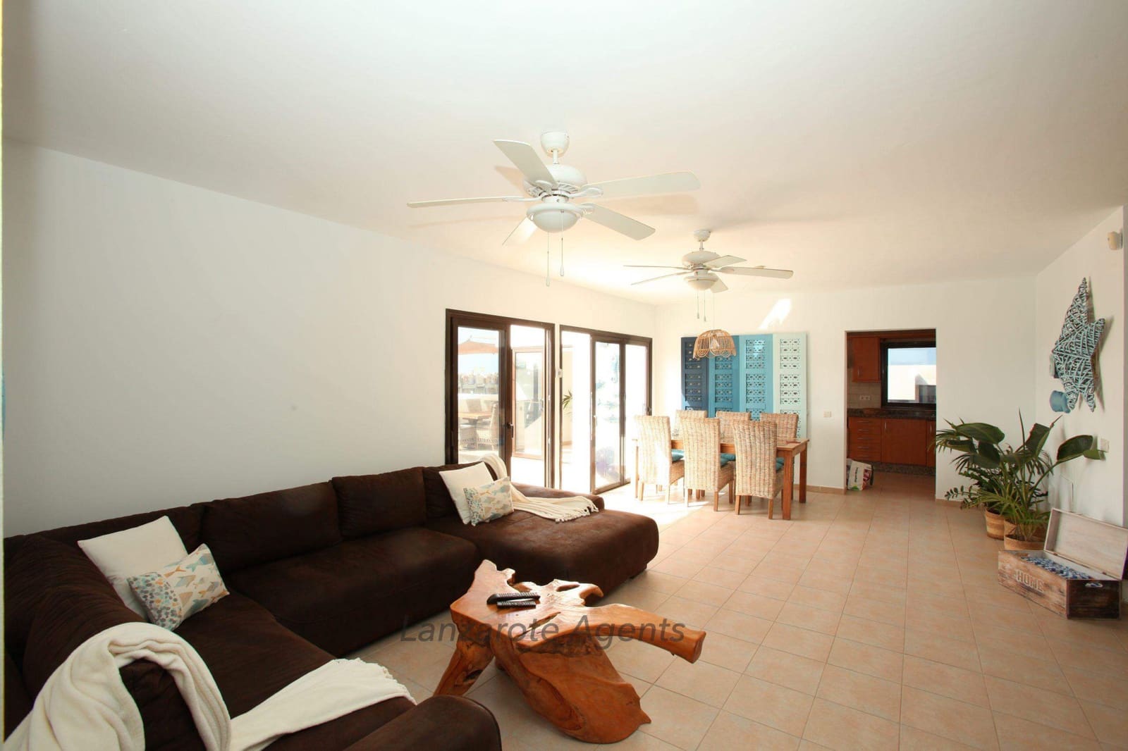 4 Zimmer Villa zu verkaufen in Playa Blanca mit Pool - 799.000 € (Ref: 7867085)