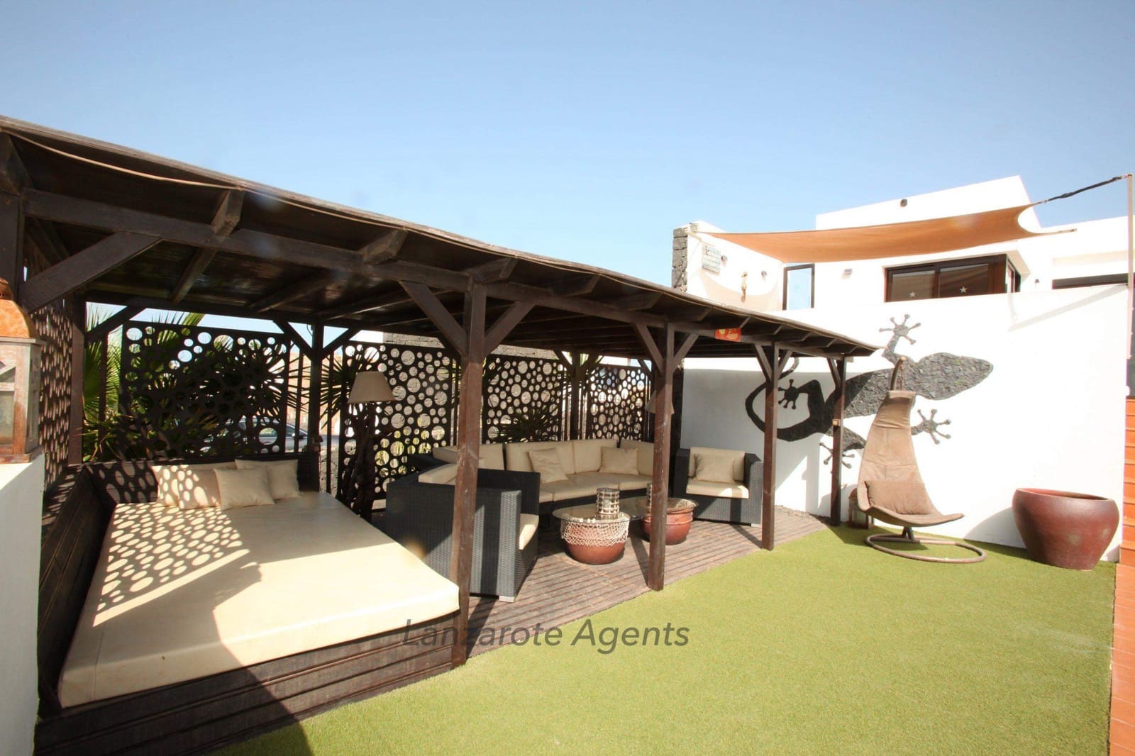 4 Zimmer Villa zu verkaufen in Playa Blanca mit Pool - 799.000 € (Ref: 7867085)