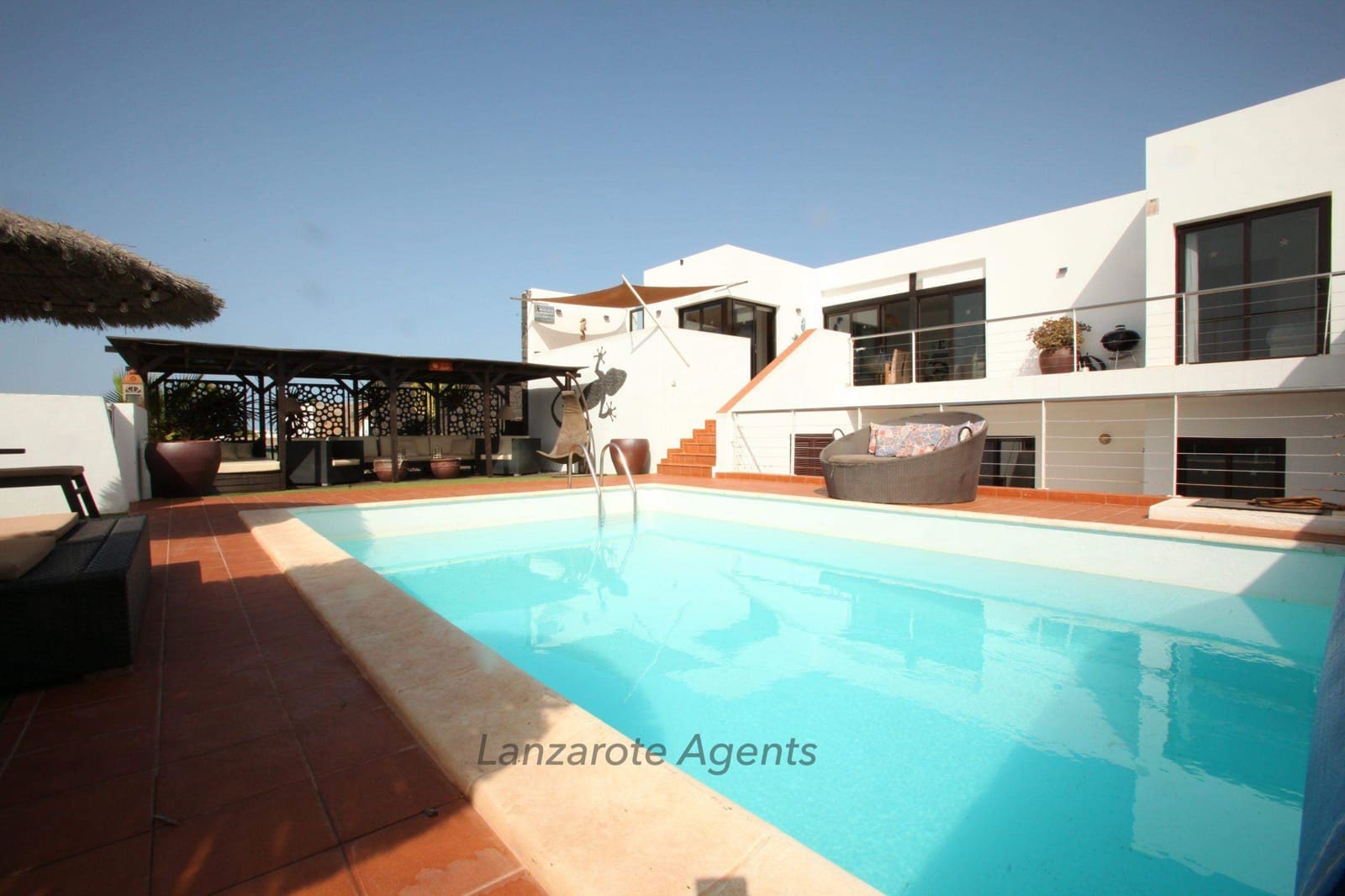 4 Zimmer Villa zu verkaufen in Playa Blanca mit Pool - 799.000 € (Ref: 7867085)
