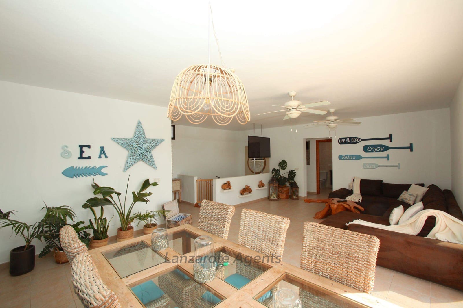 4 Zimmer Villa zu verkaufen in Playa Blanca mit Pool - 799.000 € (Ref: 7867085)
