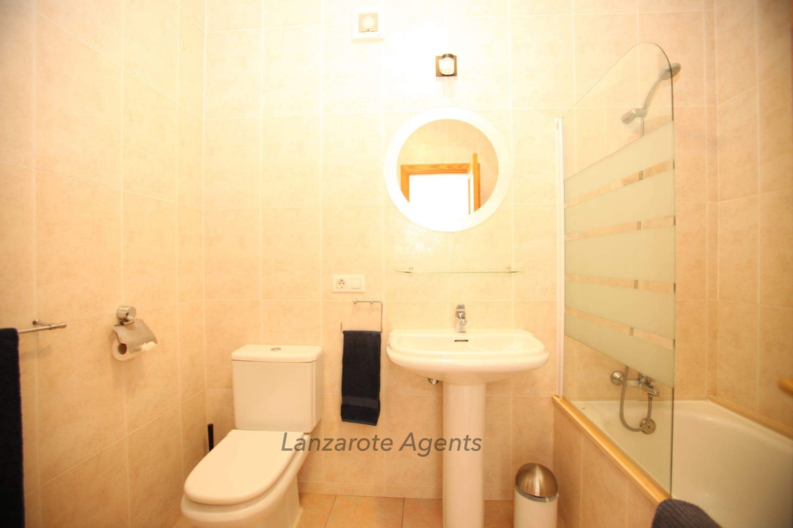 4 Zimmer Villa zu verkaufen in Playa Blanca mit Pool - 799.000 € (Ref: 7867085)