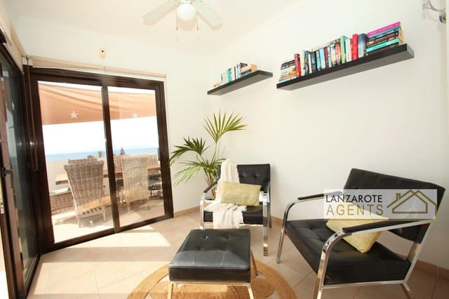 4 Zimmer Villa zu verkaufen in Playa Blanca, Yaiza mit Pool - 799.000 € (Ref: 7867085)