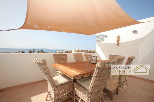 4 Zimmer Villa zu verkaufen in Playa Blanca, Yaiza mit Pool - 799.000 € (Ref: 7867085)