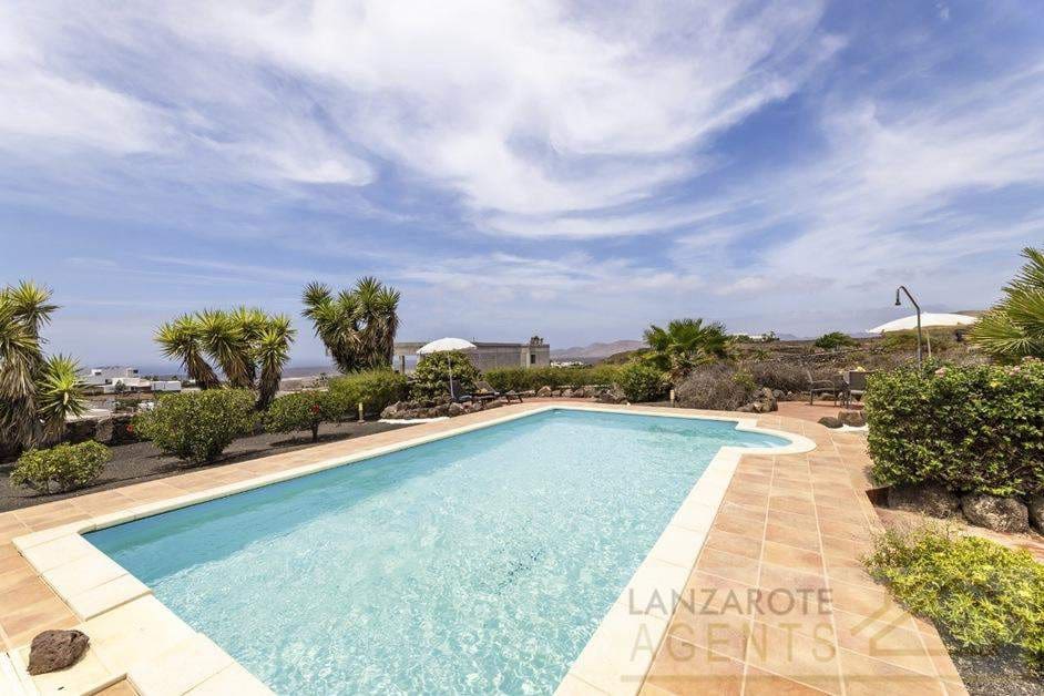 4 chambre Villa/Maison à vendre à Las Brenas - 795 000 € (Ref: 7971253)