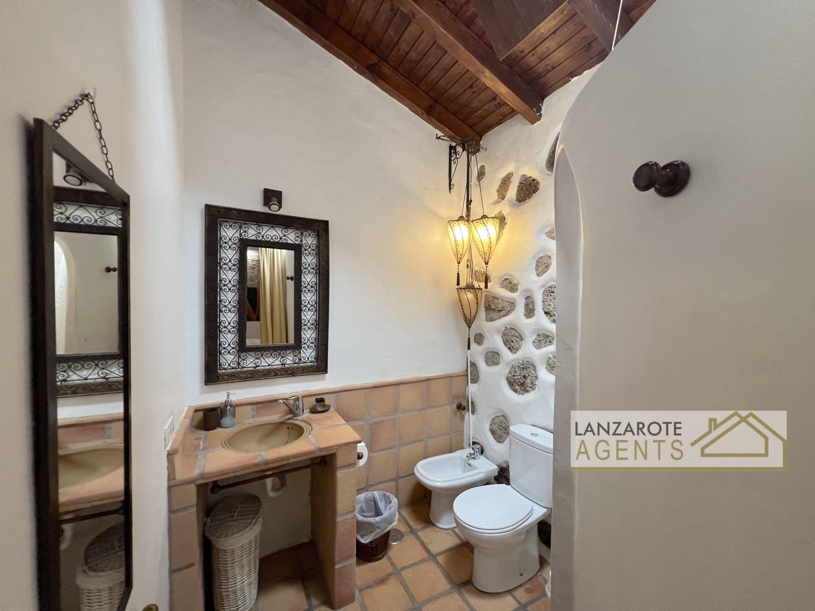 4 bedroom Villa for sale in Las Brenas - € 795,000 (Ref: 7971253)